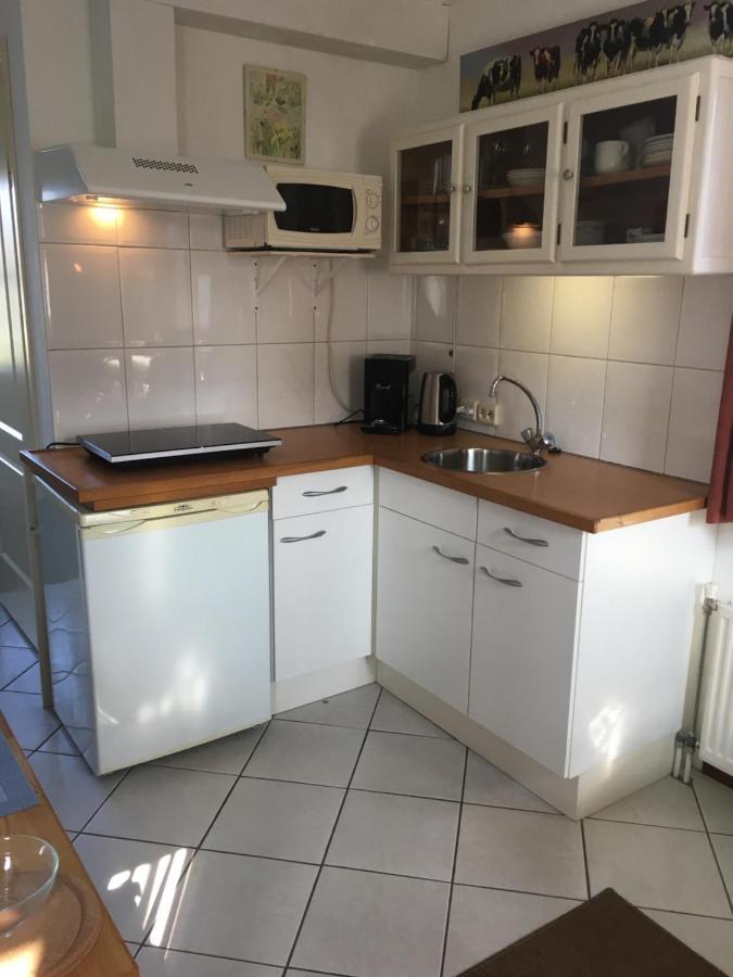Chalet Or Apartment Nearby Roermond Outlet Stevensweert Exteriör bild